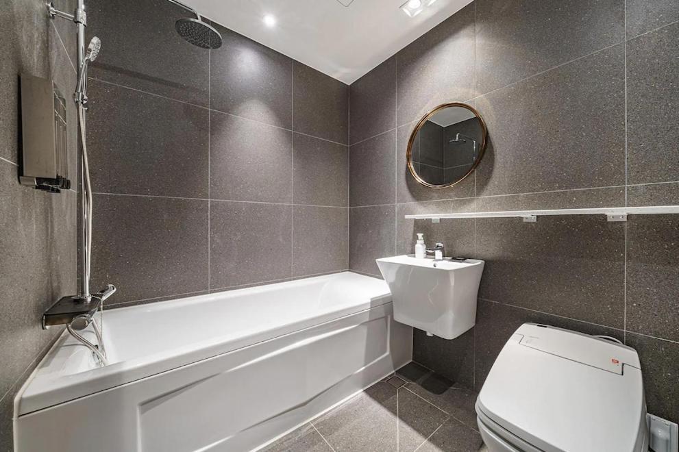 Brown-Dot Hotel Geomdan Інчхон Екстер'єр фото