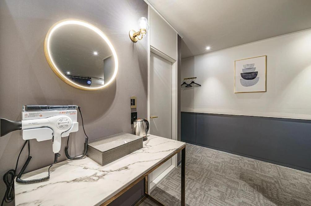 Brown-Dot Hotel Geomdan Інчхон Екстер'єр фото
